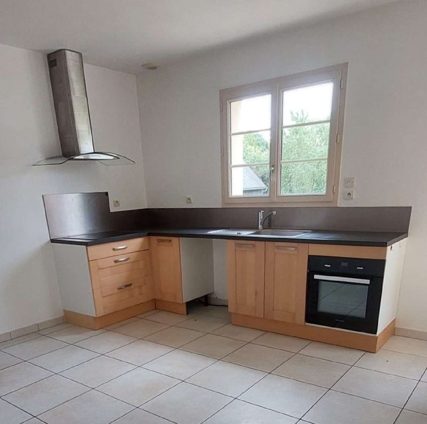 for sale house Soulaire-et-Bourg Maine-et-Loire 8