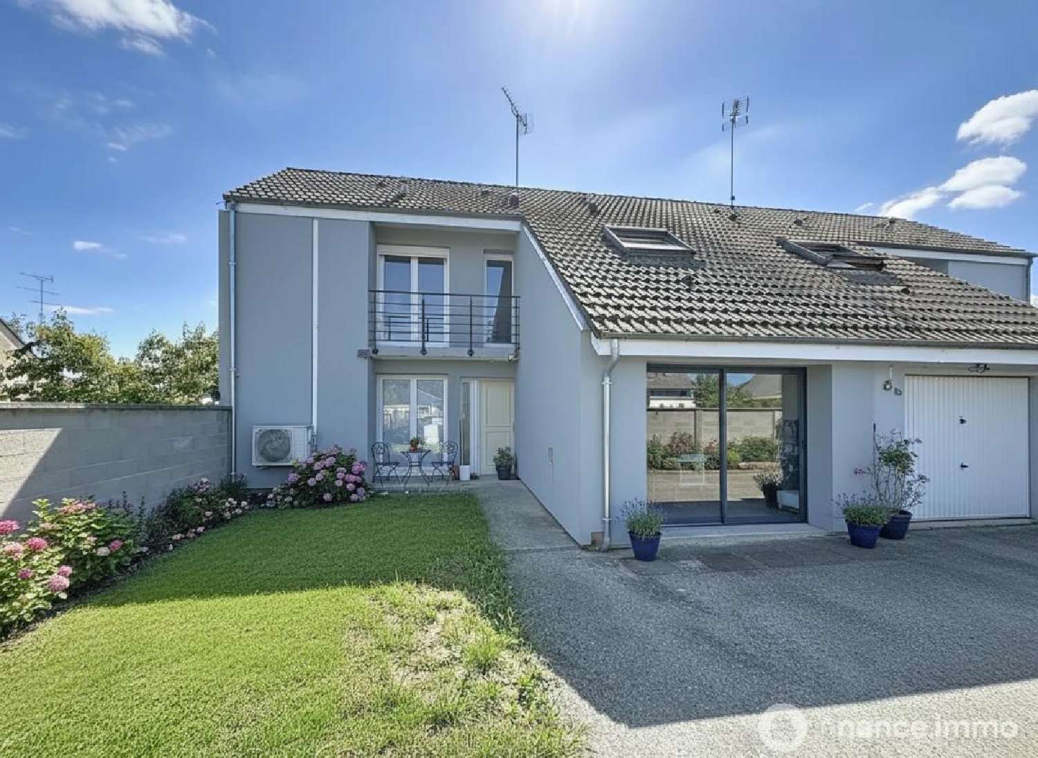 for sale house Sully-sur-Loire Loiret 1