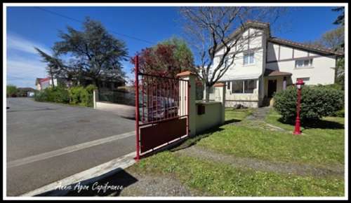 Tarbes Hautes-Pyrénées house foto 7328416