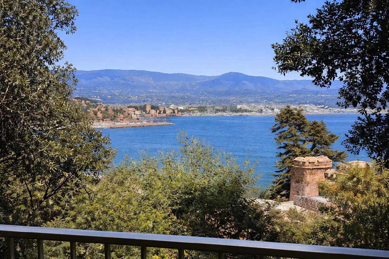  à vendre maison Théoule-sur-Mer Alpes-Maritimes 2