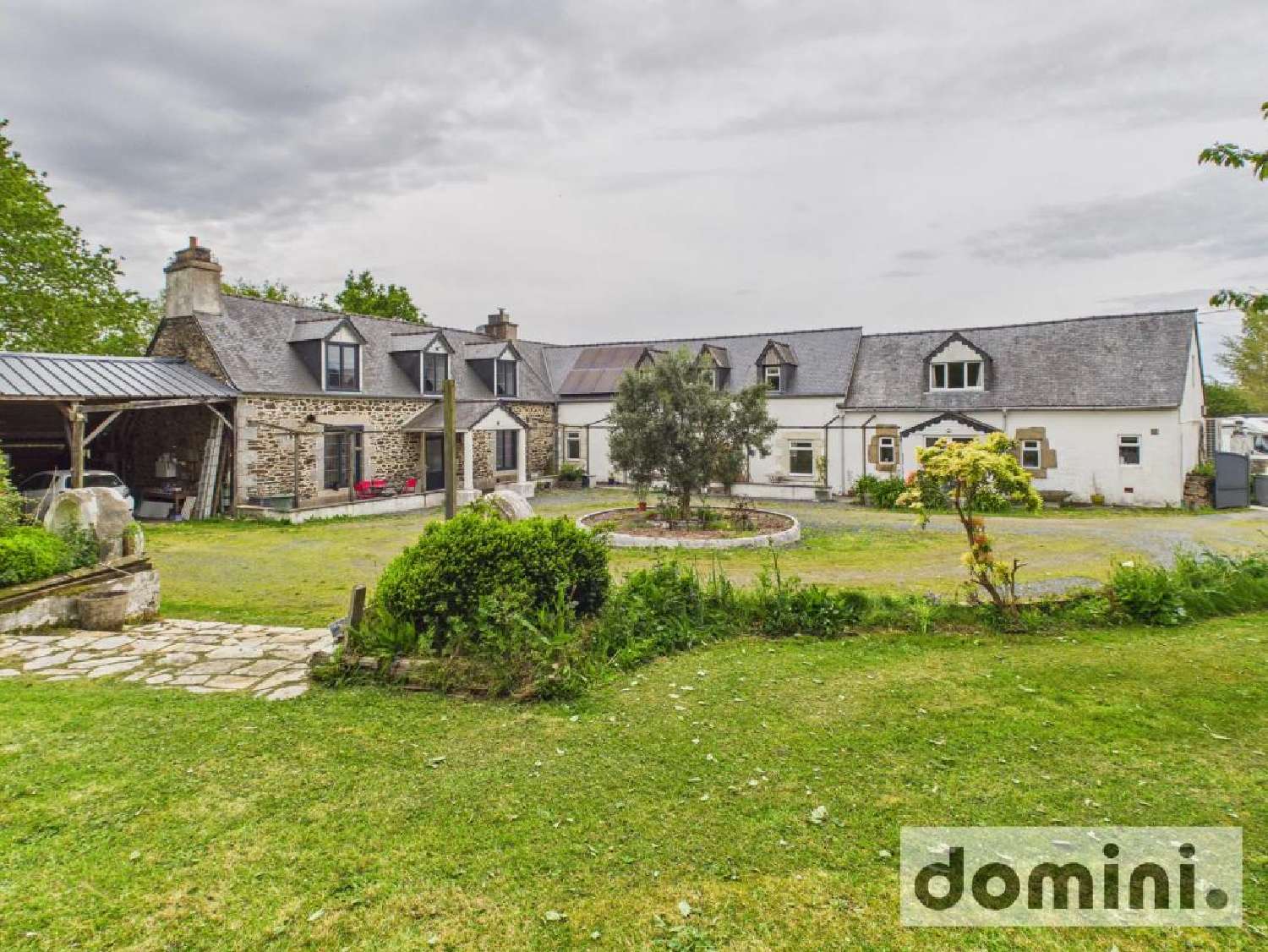  for sale house Trévé Côtes-d'Armor 1
