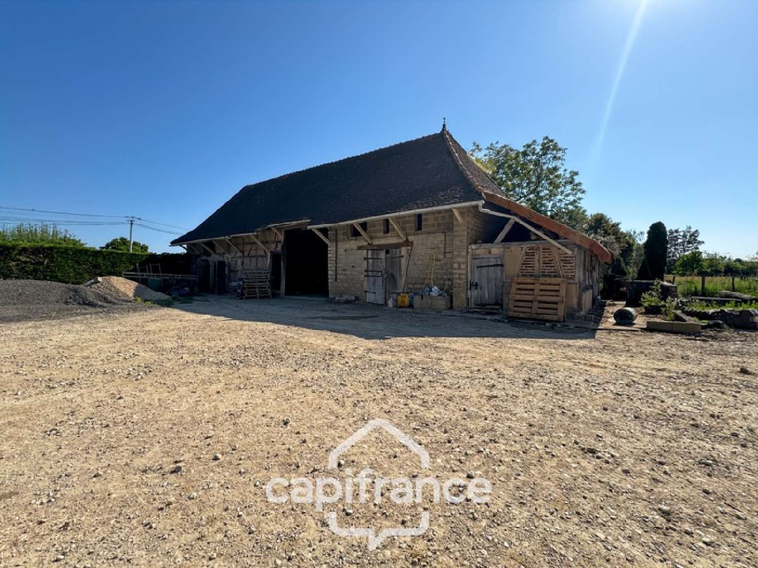 à vendre maison Tronchy Saône-et-Loire 2