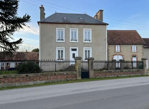 Tronget Allier huis foto 7326684