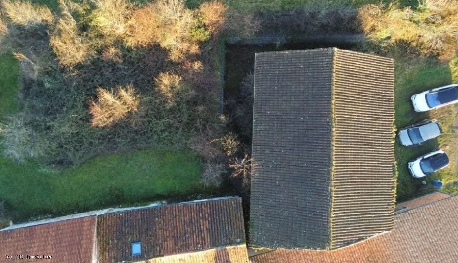 te koop huis Tuzie Charente 2