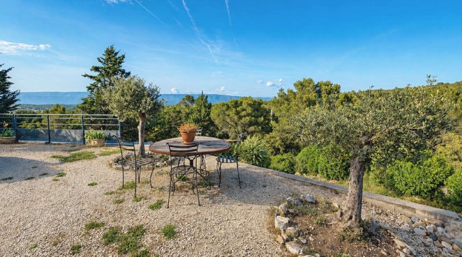  te koop huis Vernègues Bouches-du-Rhône 3