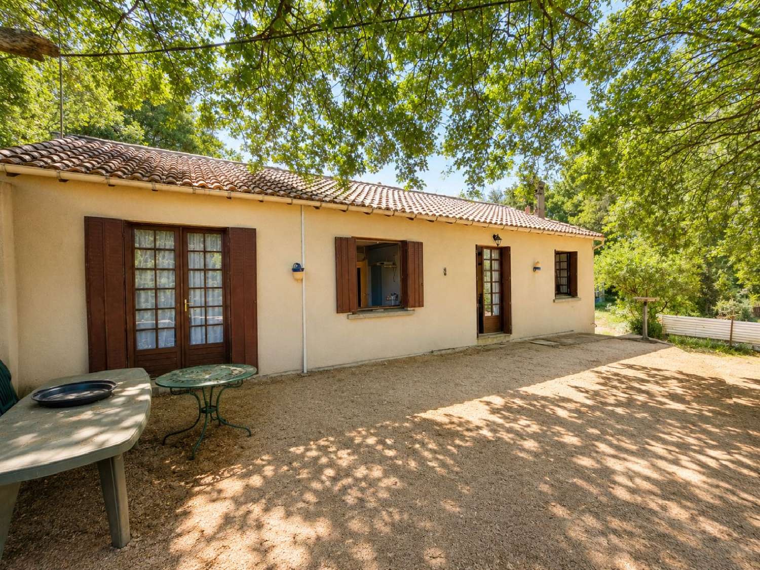 en venta casa Vézénobres Gard 1