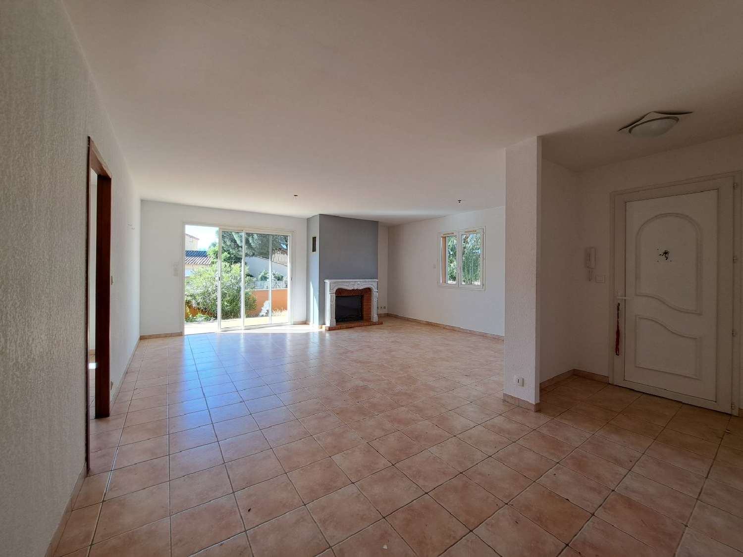  for sale house Vias Hérault 4