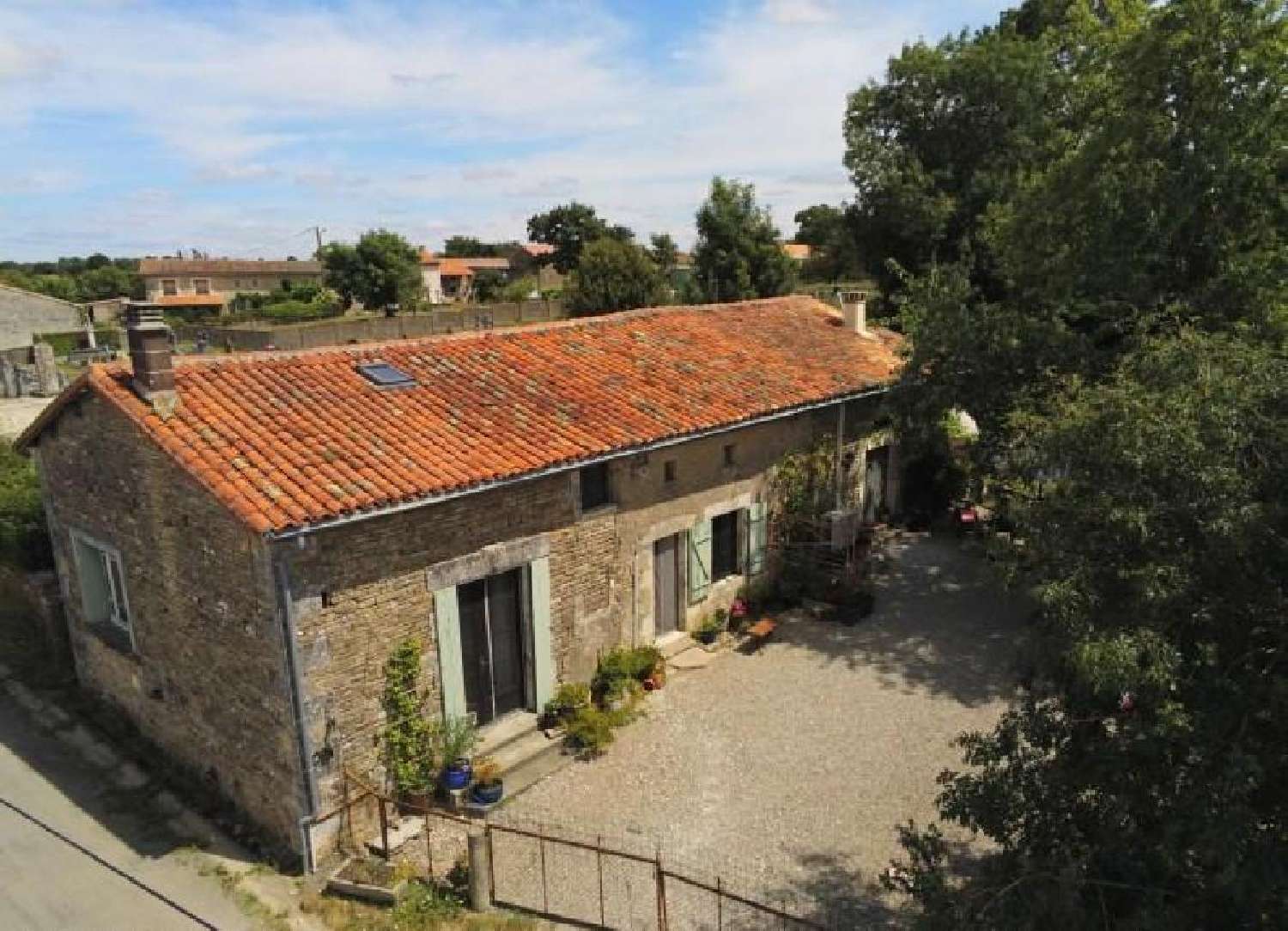  for sale house Villefagnan Charente 3