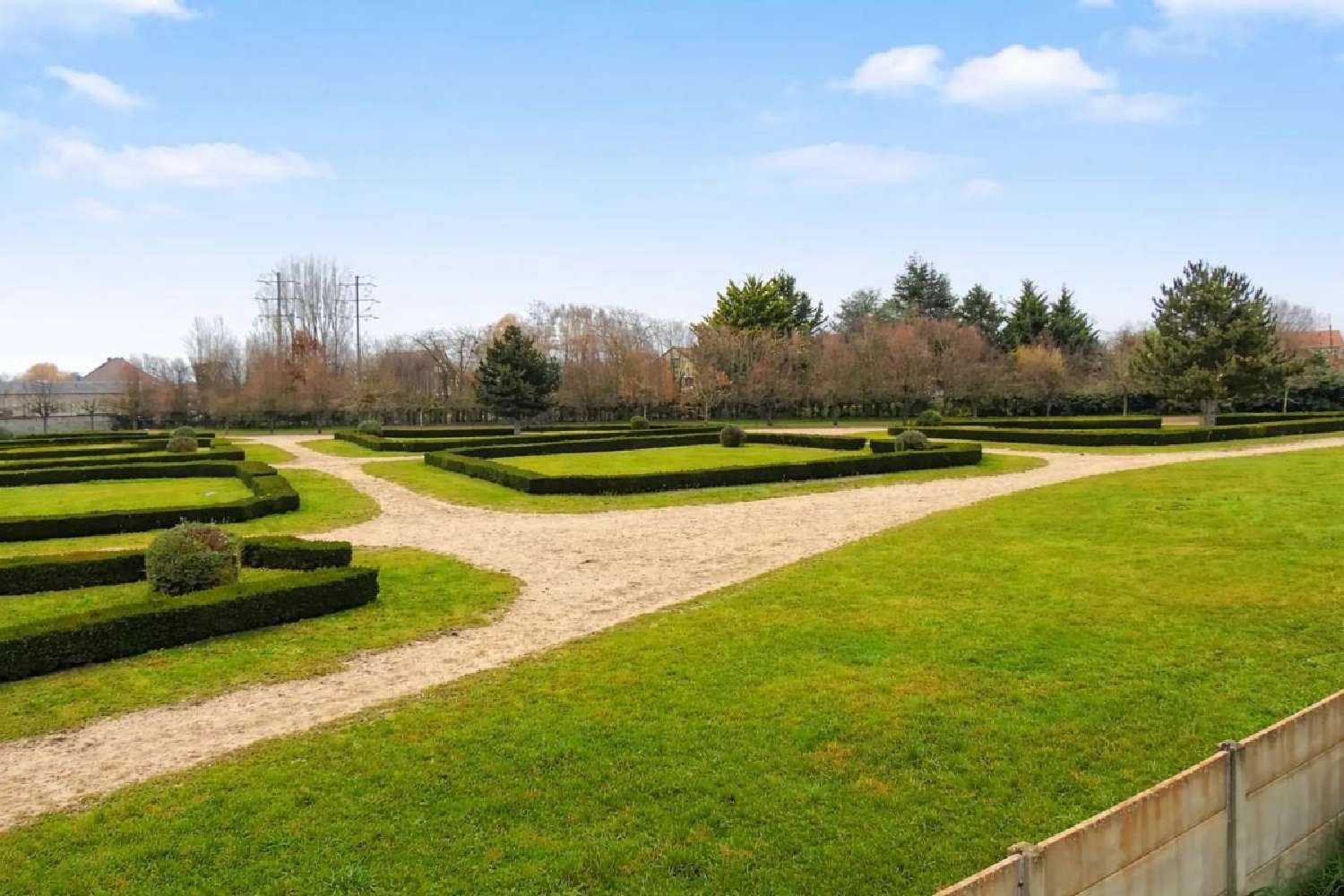 for sale house Villemandeur Loiret 1