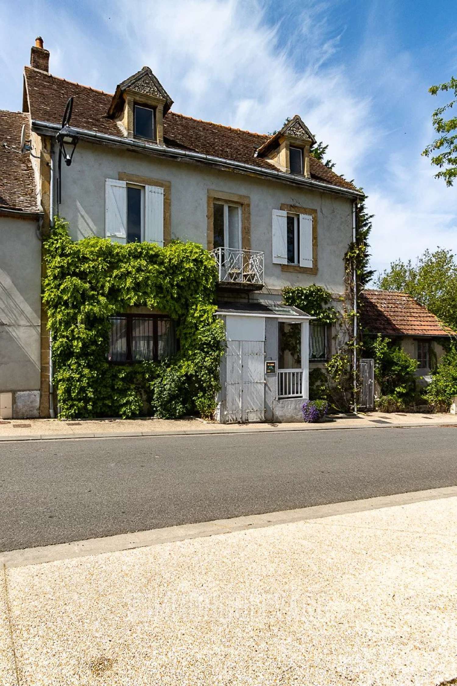 te koop huis Voussac Allier 2