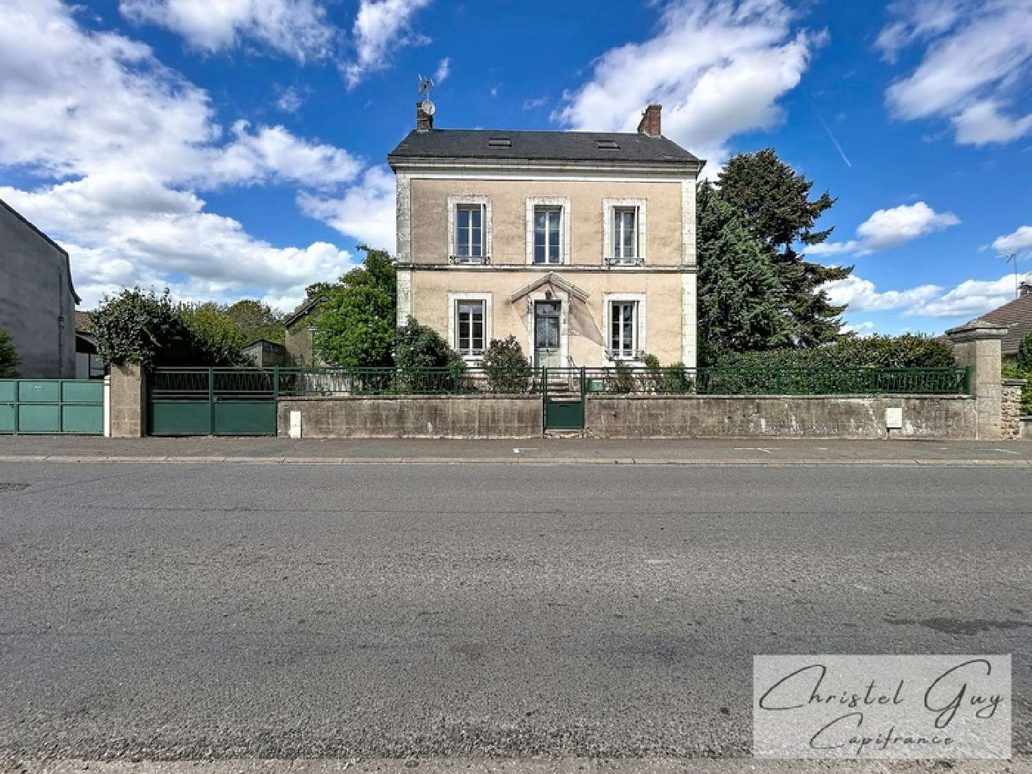  te koop herenhuis Château-du-Loir Sarthe 1