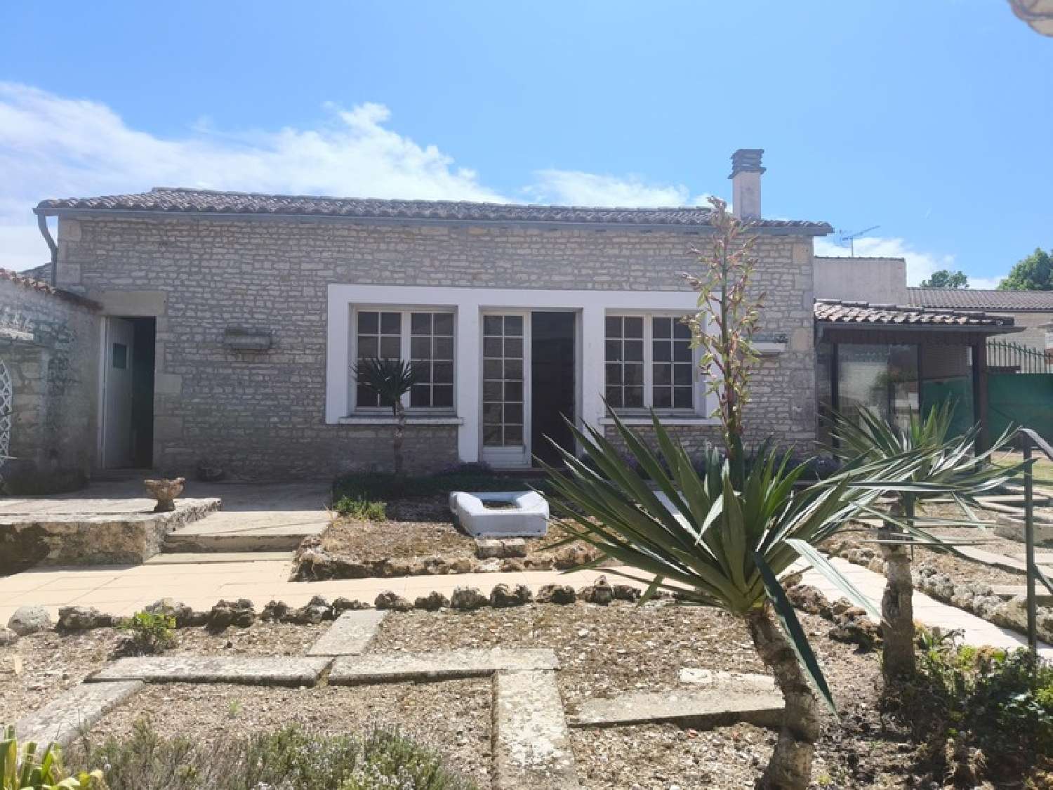  te koop herenhuis Saint-Fraigne Charente 8