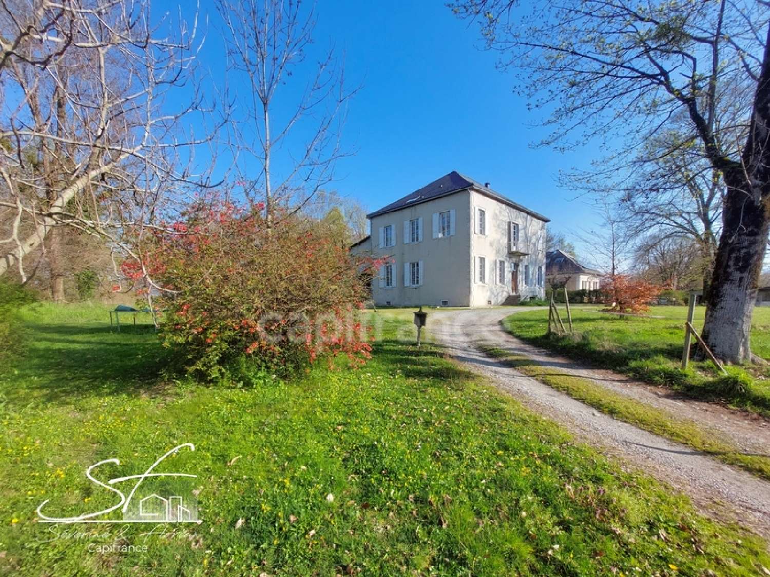  à vendre maison bourgeoise Sainte-Hélène-du-Lac Savoie 3