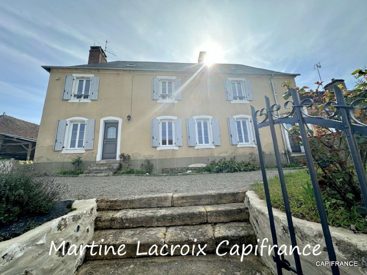  te koop herenhuis Sceaux-sur-Huisne Sarthe 1
