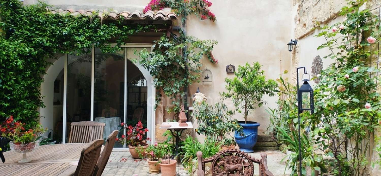  te koop herenhuis Tarascon Bouches-du-Rhône 1