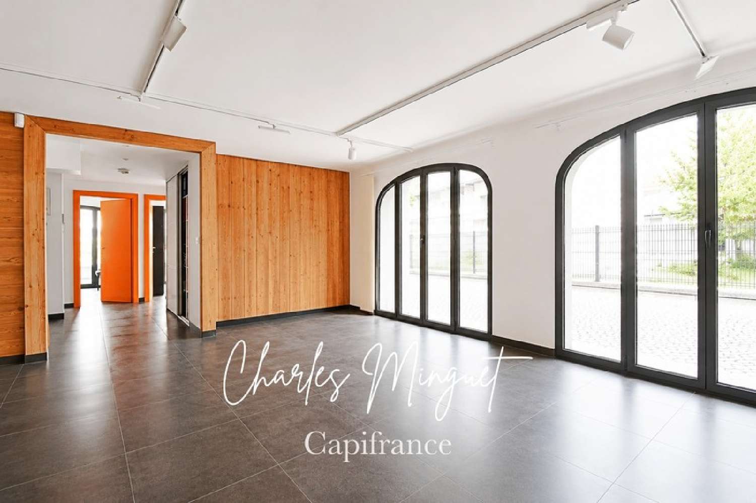 à vendre bureau Briançon Hautes-Alpes 1