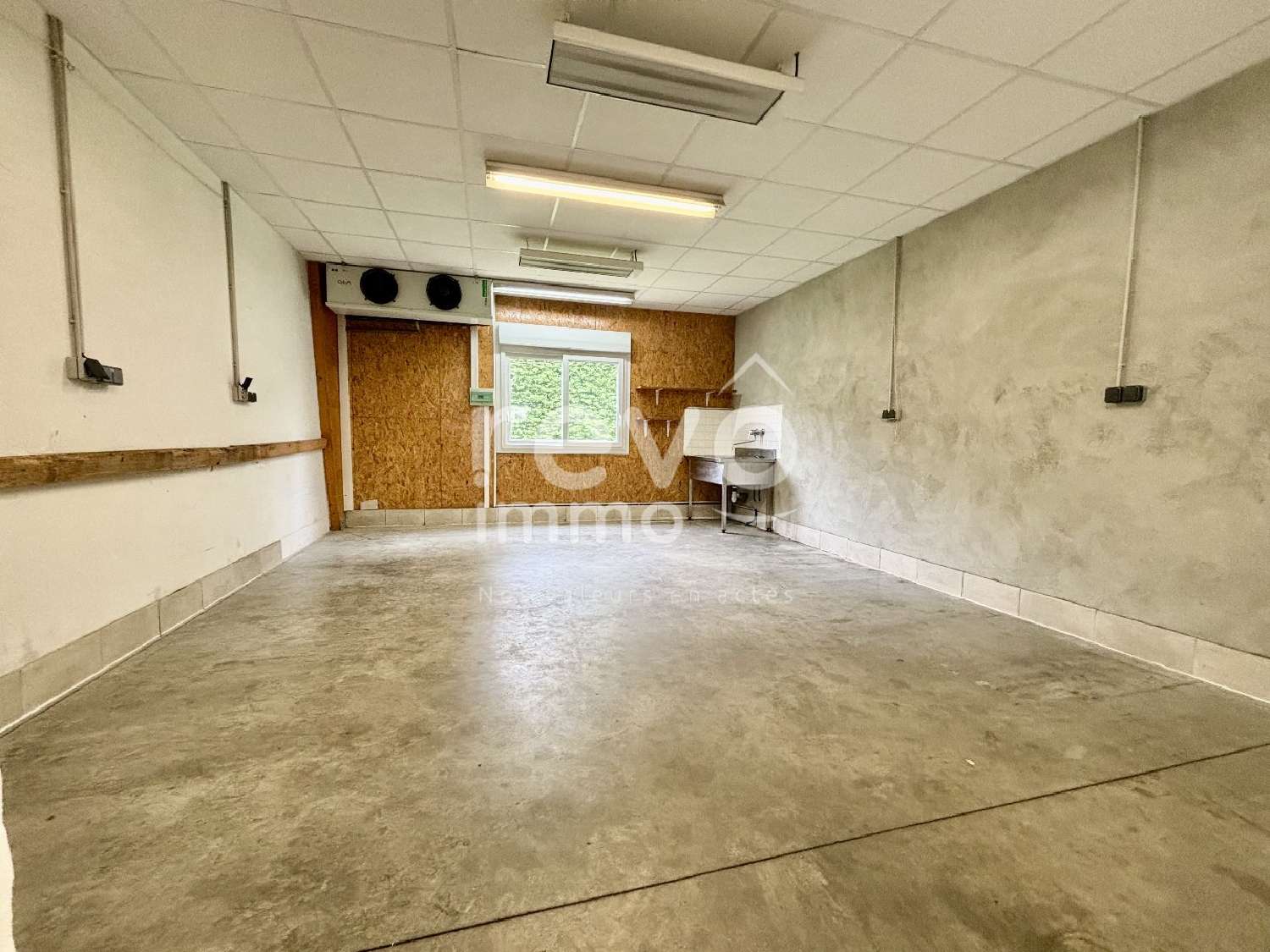  for sale office La Breille-les-Pins Maine-et-Loire 7