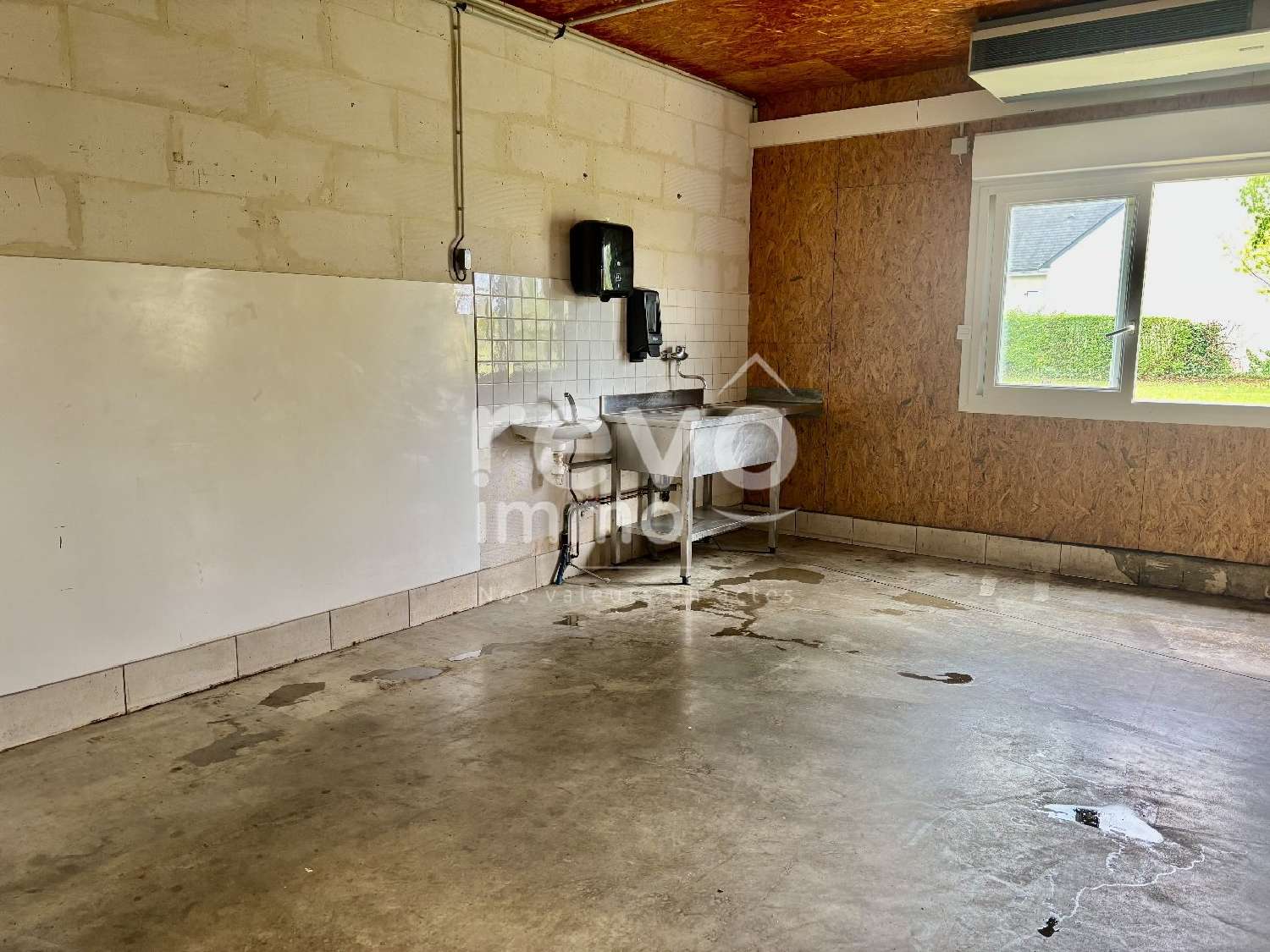  for sale office La Breille-les-Pins Maine-et-Loire 8