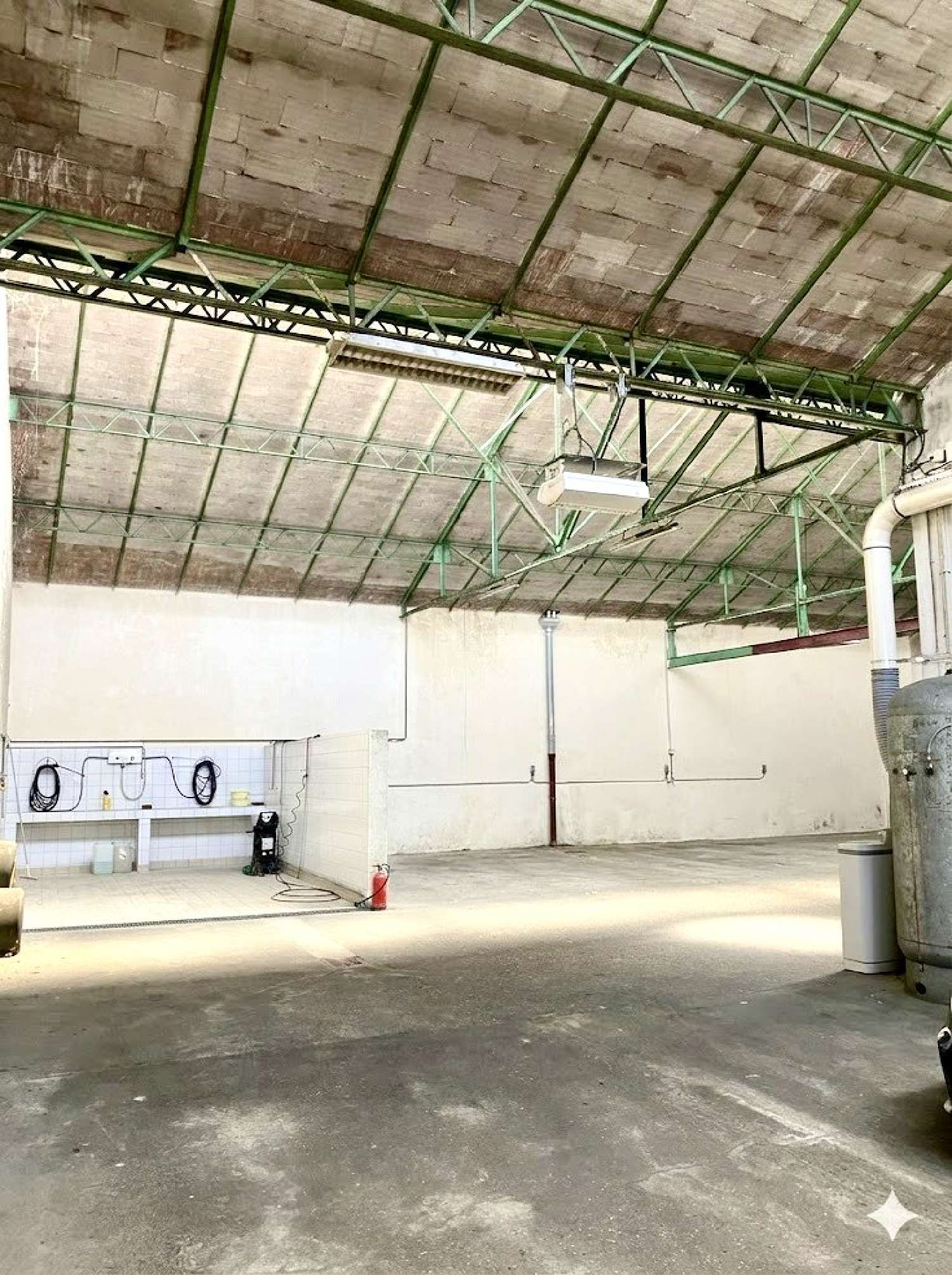 à vendre bureau Lyon 8e Arrondissement Rhône 5