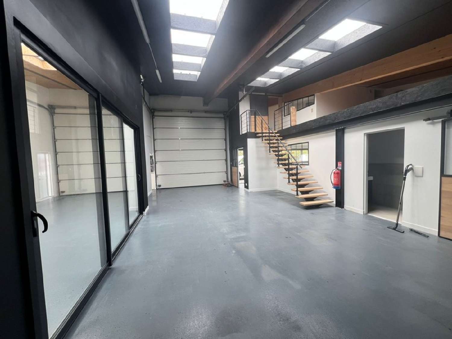  for sale office Saint-Vivien Charente-Maritime 3