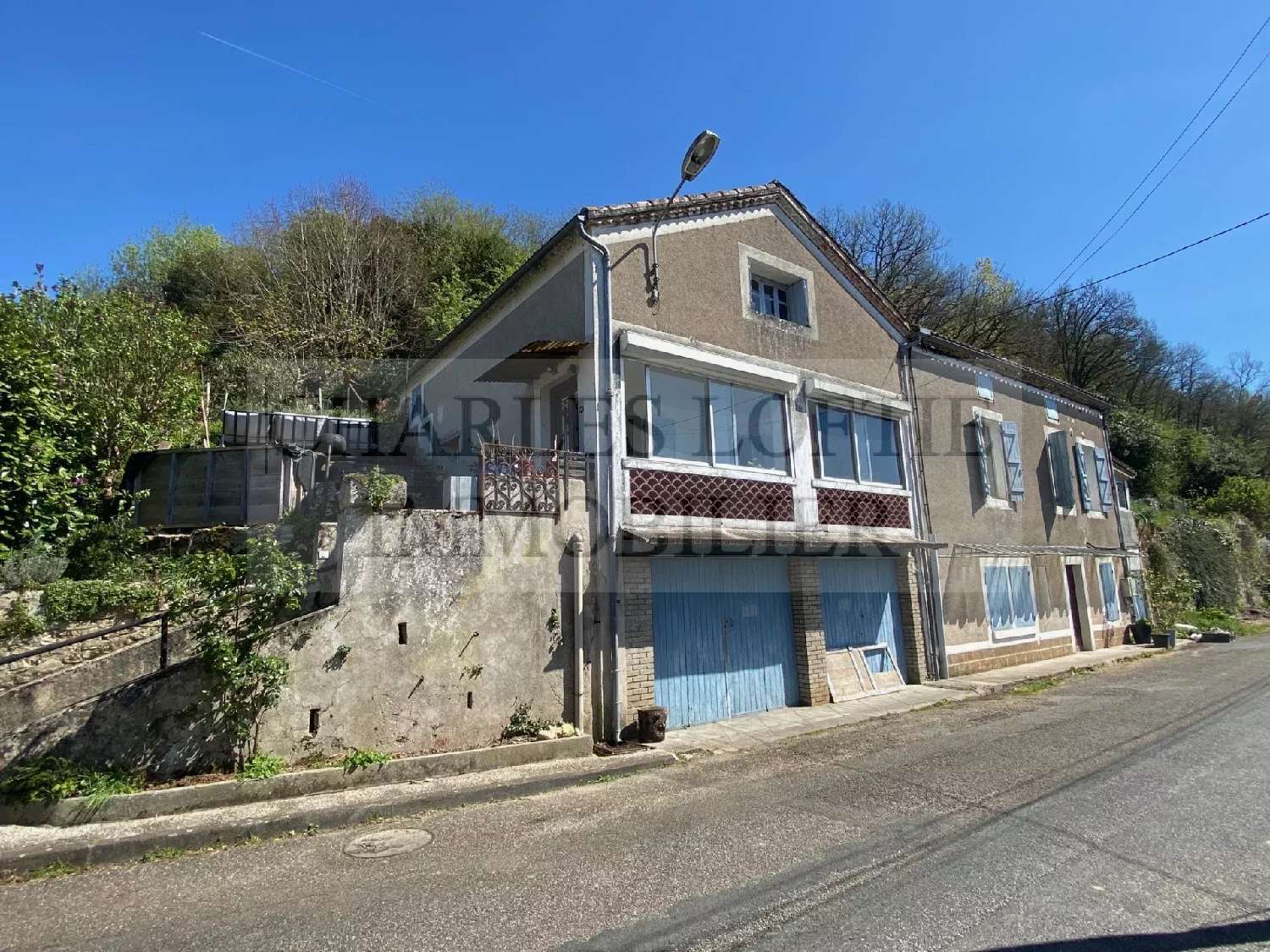 te koop winkel Puy-l'Évêque Lot 1