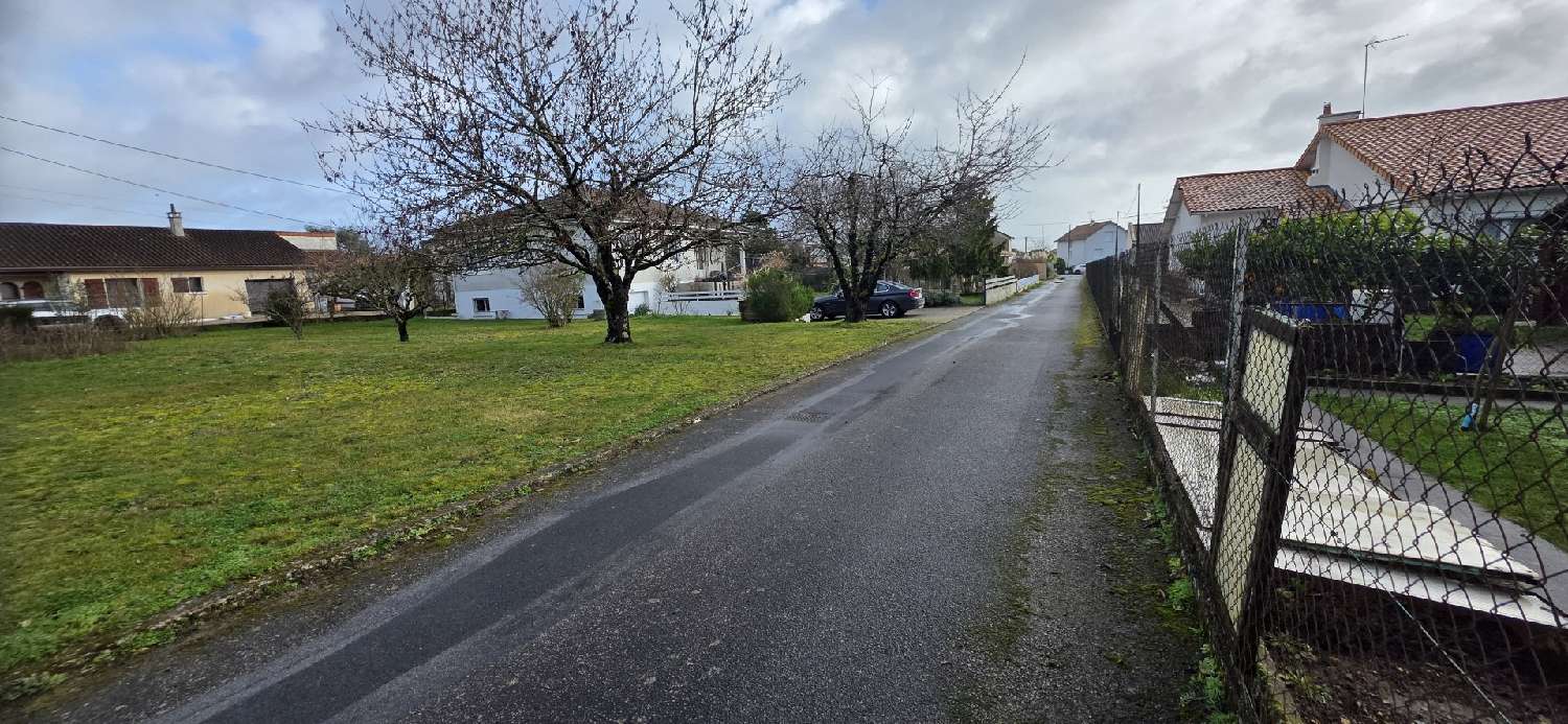  for sale terrain Poitiers Vienne 3