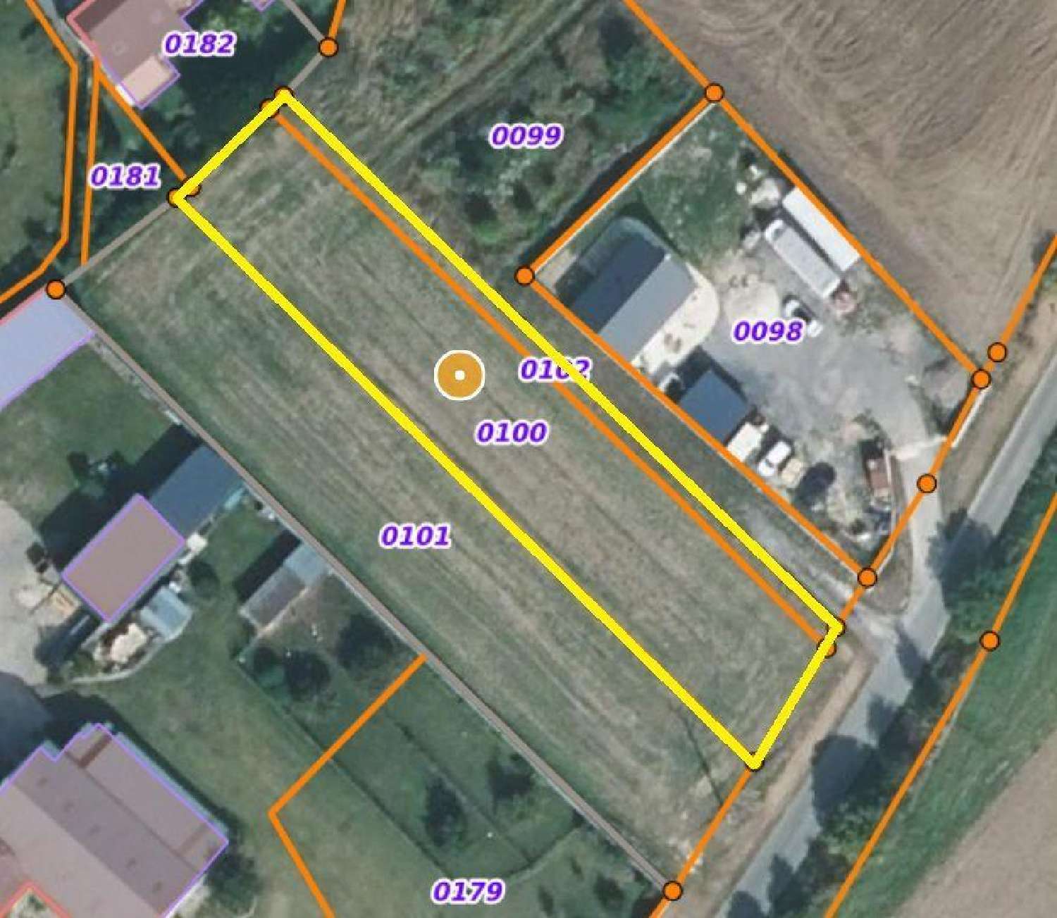  te koop terrein Verneuil-sur-Serre Aisne 1