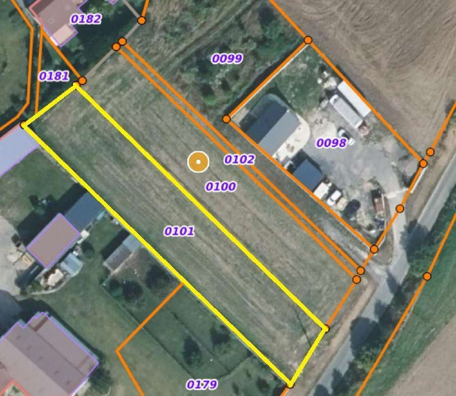  te koop terrein Verneuil-sur-Serre Aisne 2