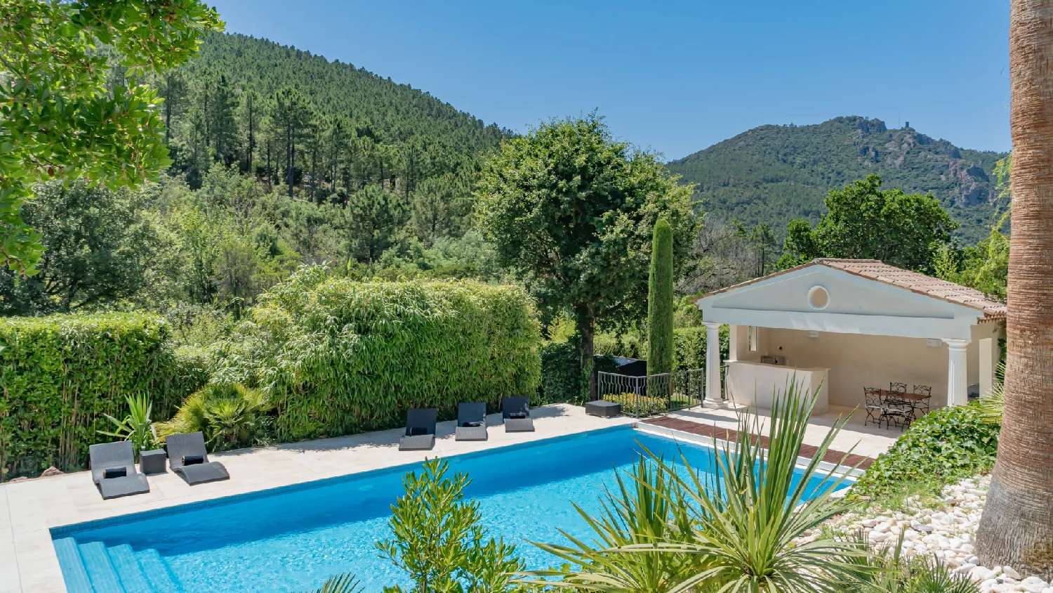  for sale villa Bagnols-en-Forêt Var 5