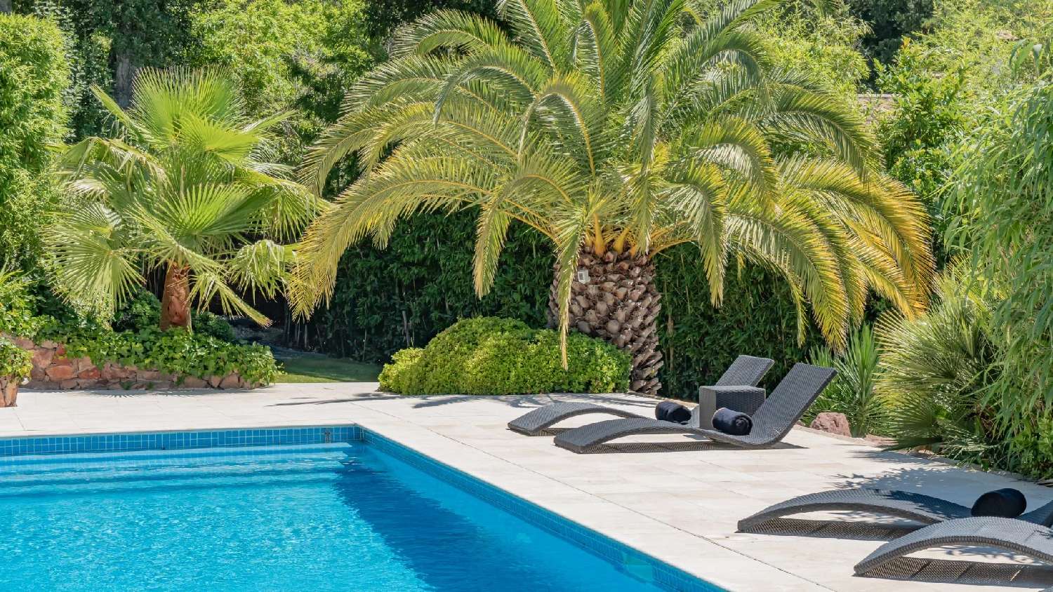  for sale villa Bagnols-en-Forêt Var 6