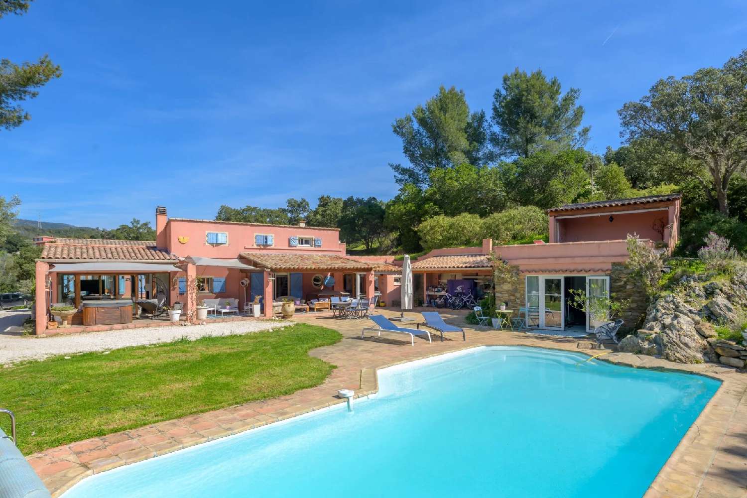  for sale villa Bormes-les-Mimosas Var 2