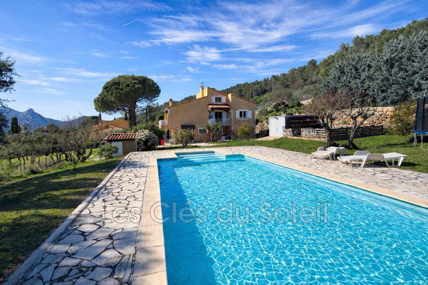  à vendre villa Camps-la-Source Var 1