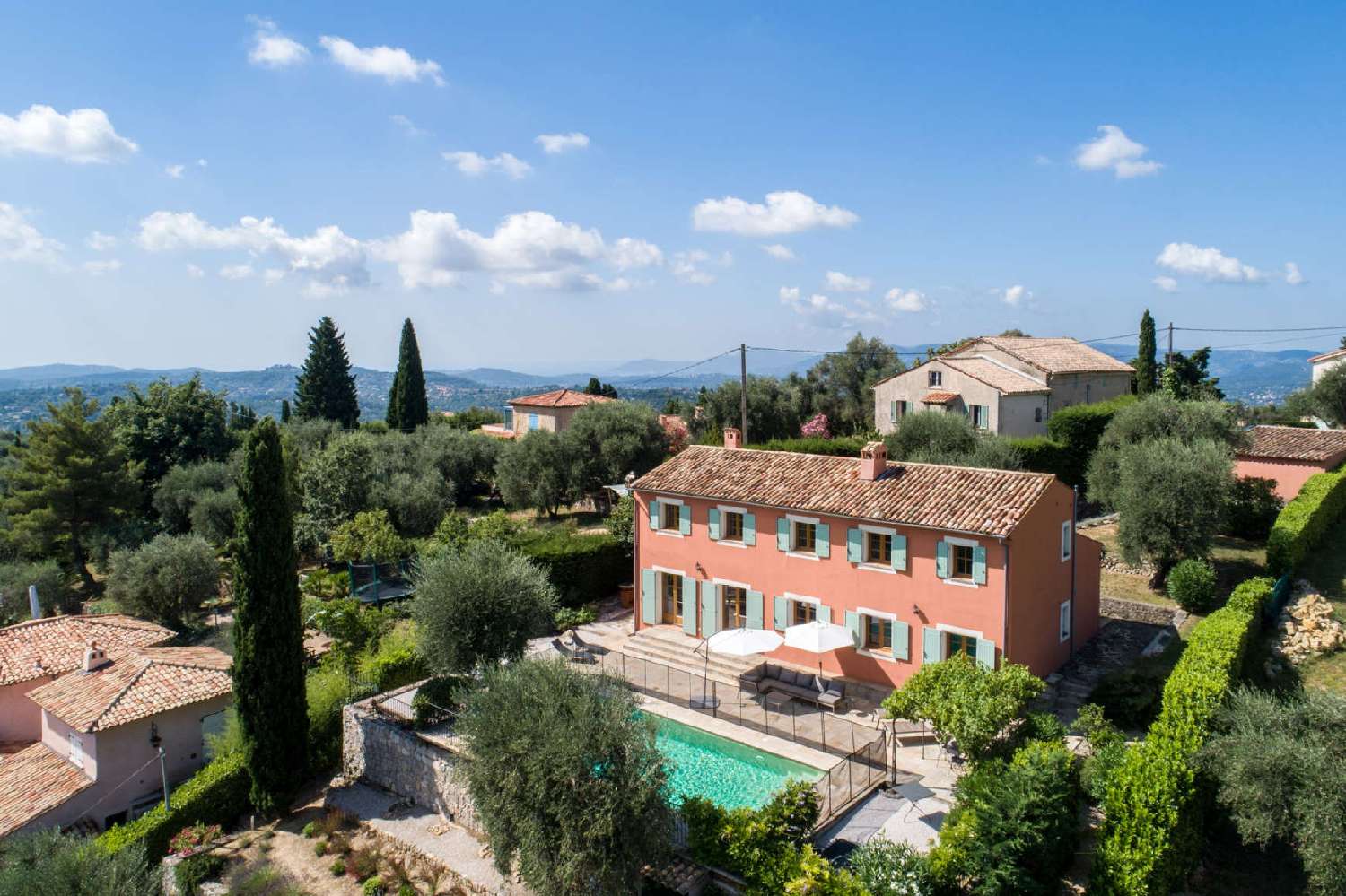  te koop villa Châteauneuf-Grasse Alpes-Maritimes 1