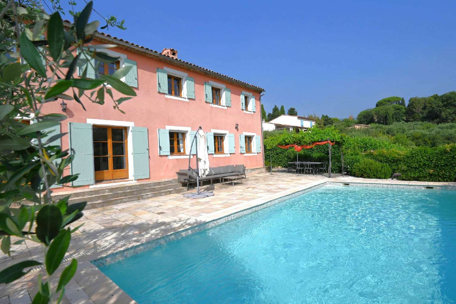  te koop villa Châteauneuf-Grasse Alpes-Maritimes 2