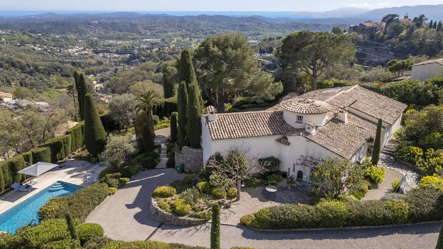  for sale villa Châteauneuf-Grasse Alpes-Maritimes 1