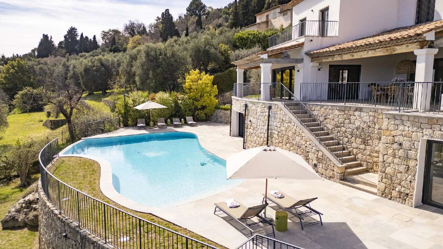  à vendre villa Châteauneuf-Grasse Alpes-Maritimes 4