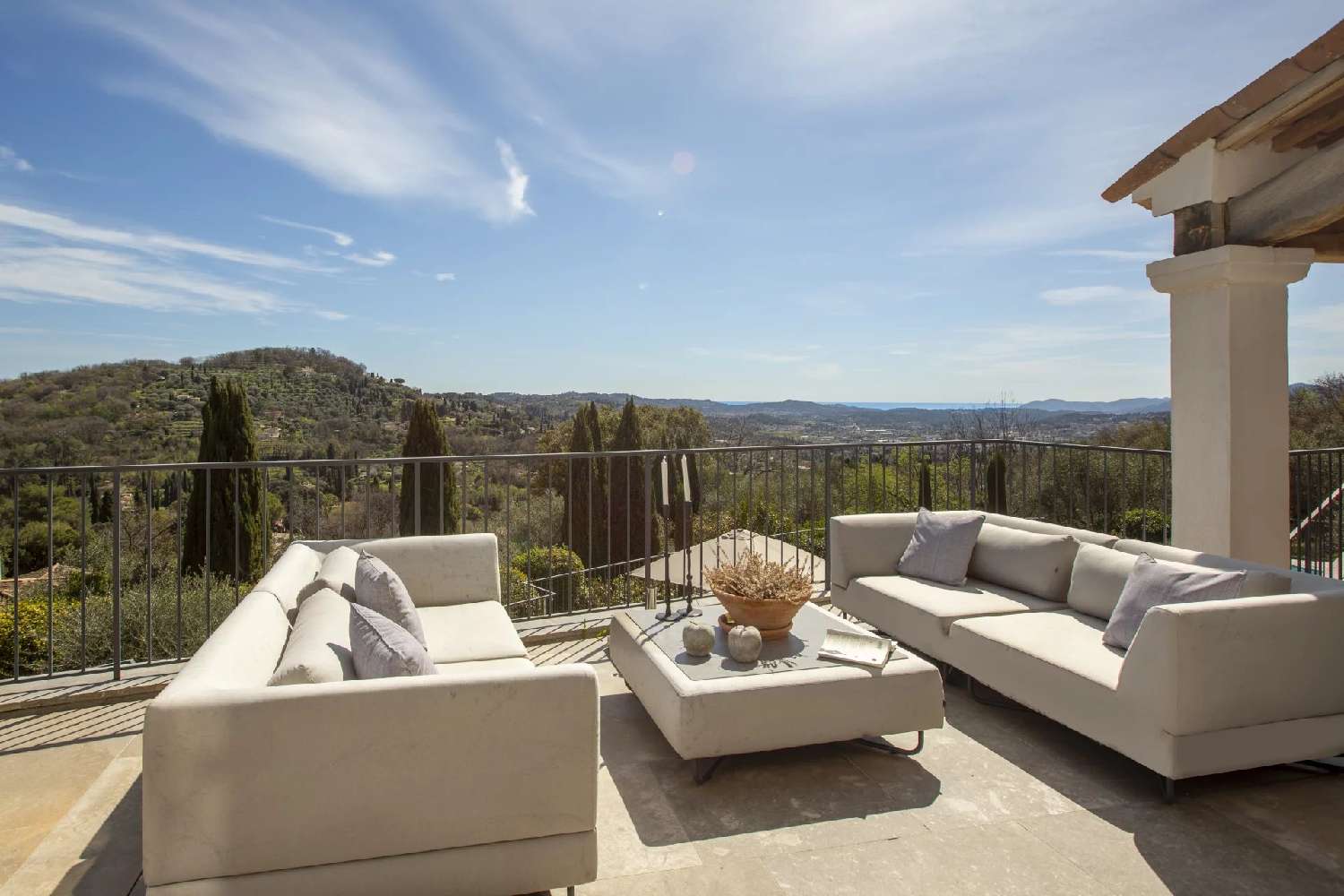  à vendre villa Châteauneuf-Grasse Alpes-Maritimes 7