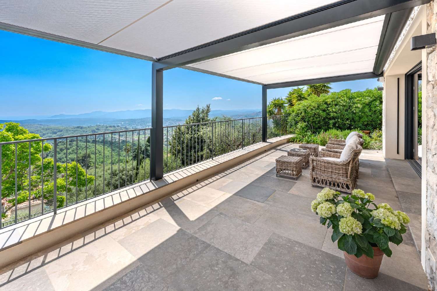 à vendre villa Châteauneuf-Grasse Alpes-Maritimes 6