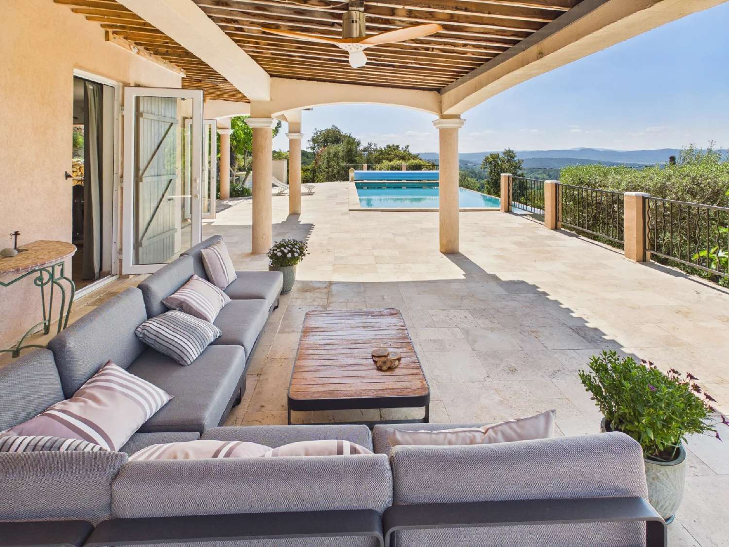 à vendre villa Cotignac Var 4