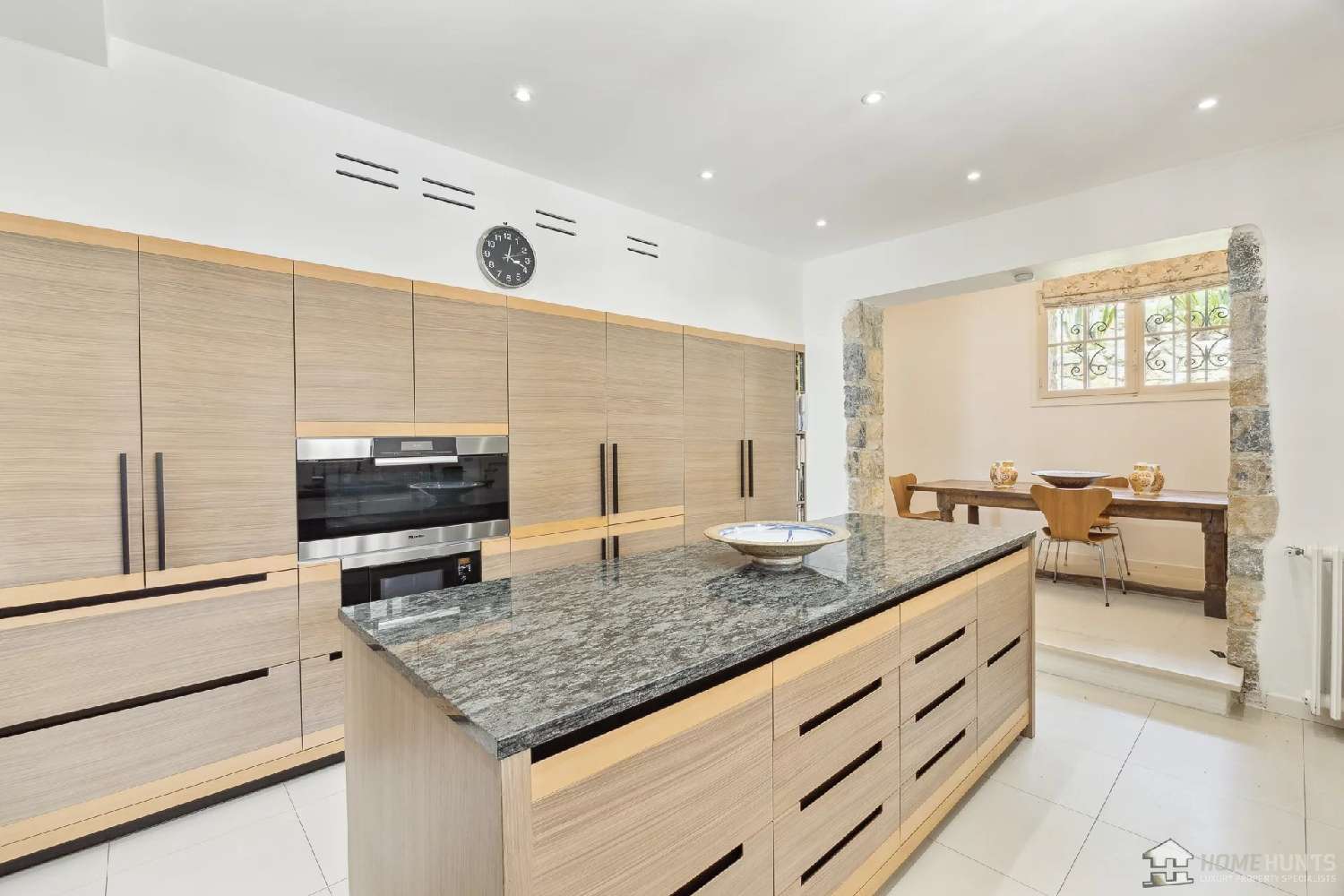  à vendre villa Courmes Alpes-Maritimes 8