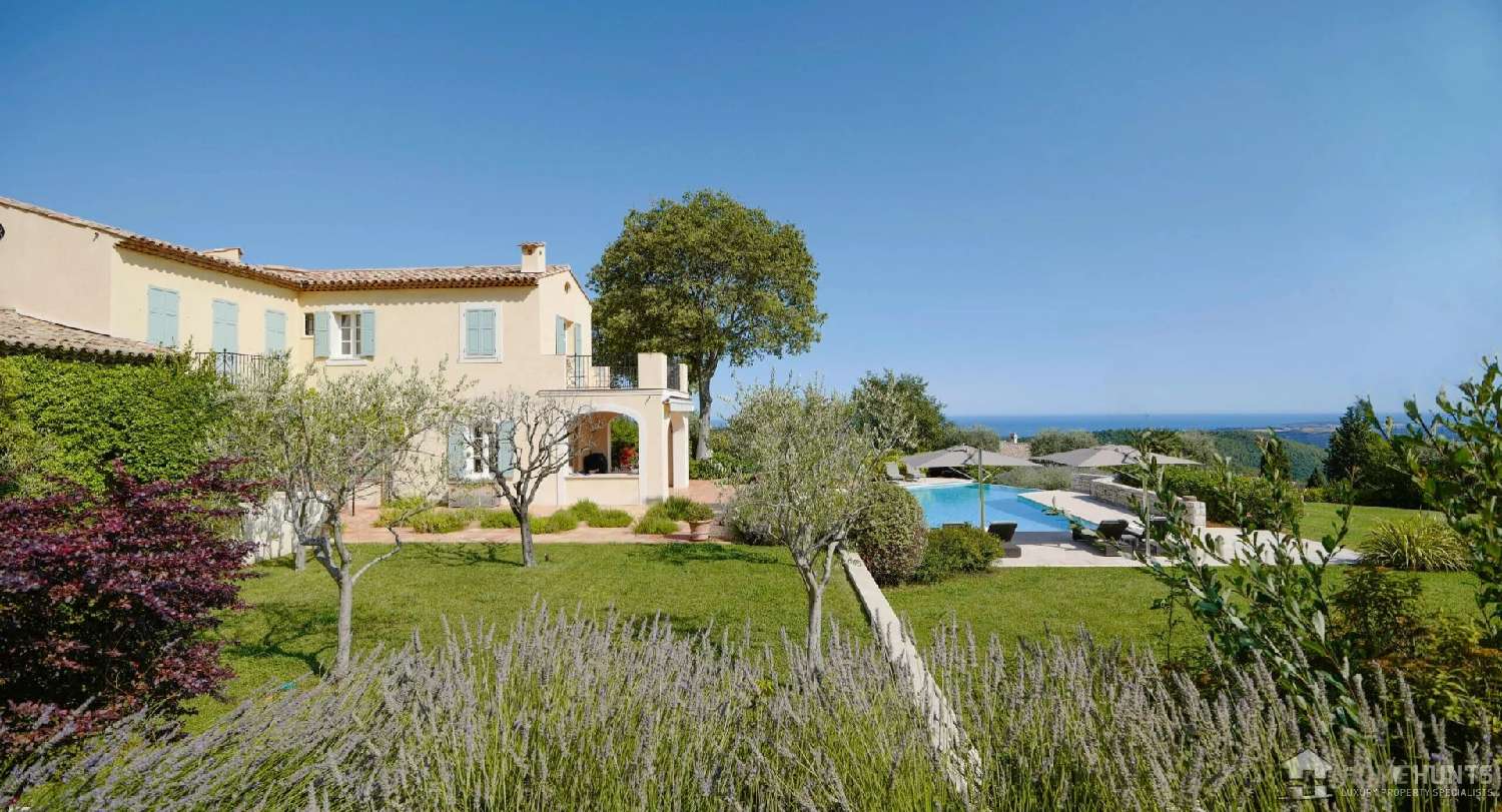  à vendre villa Coursegoules Alpes-Maritimes 1