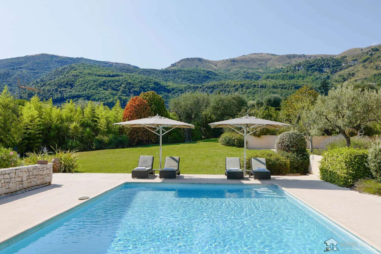  à vendre villa Coursegoules Alpes-Maritimes 6