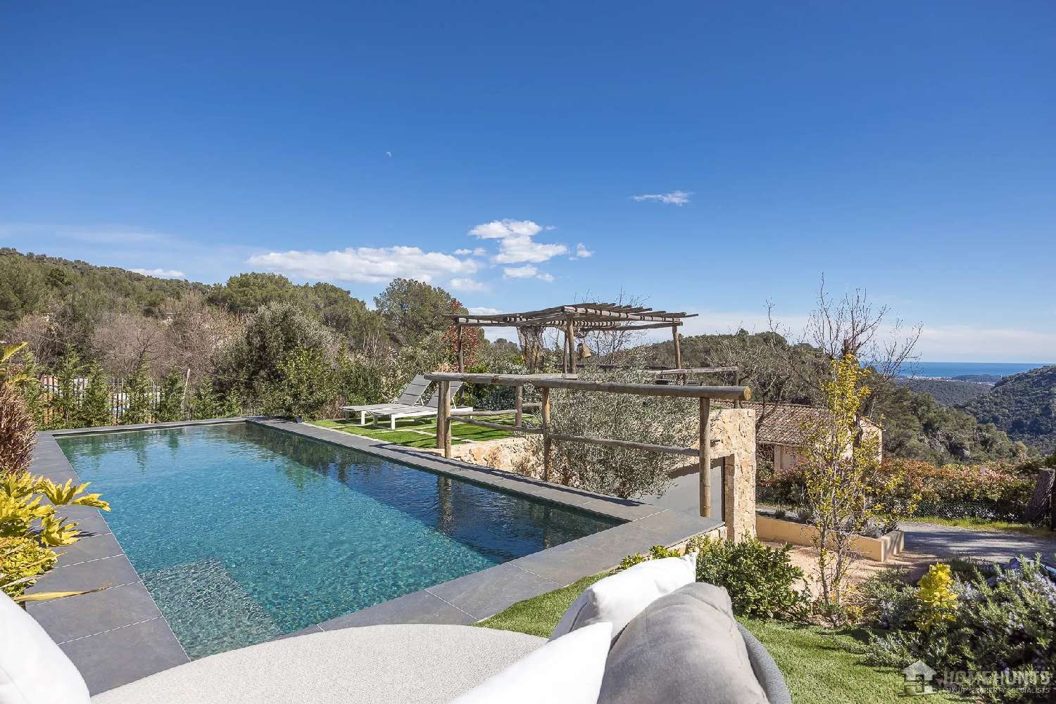  à vendre villa Coursegoules Alpes-Maritimes 3