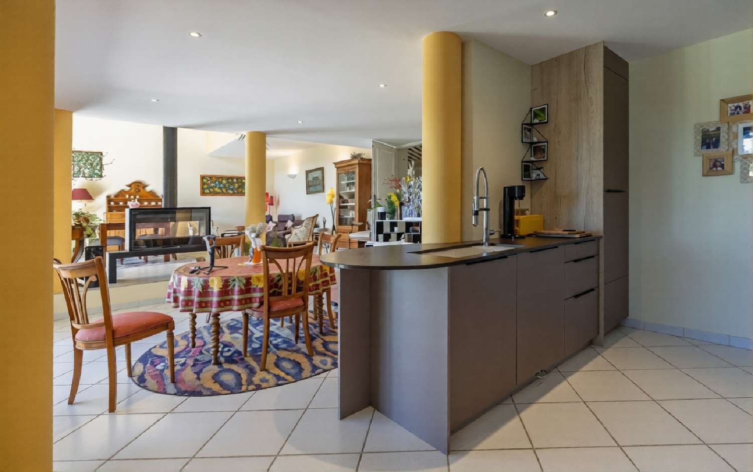 for sale villa Éguilles Bouches-du-Rhône 8