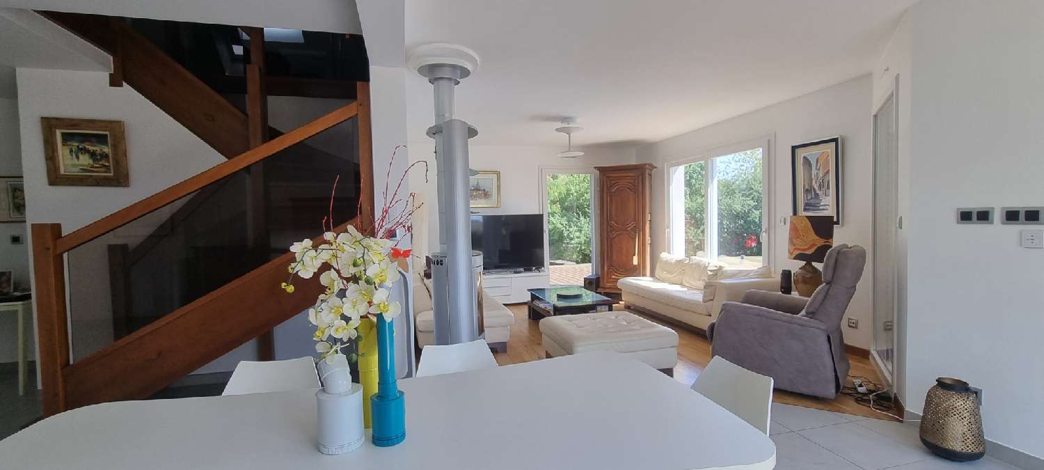  en venta villa Fontainebrux Jura 3