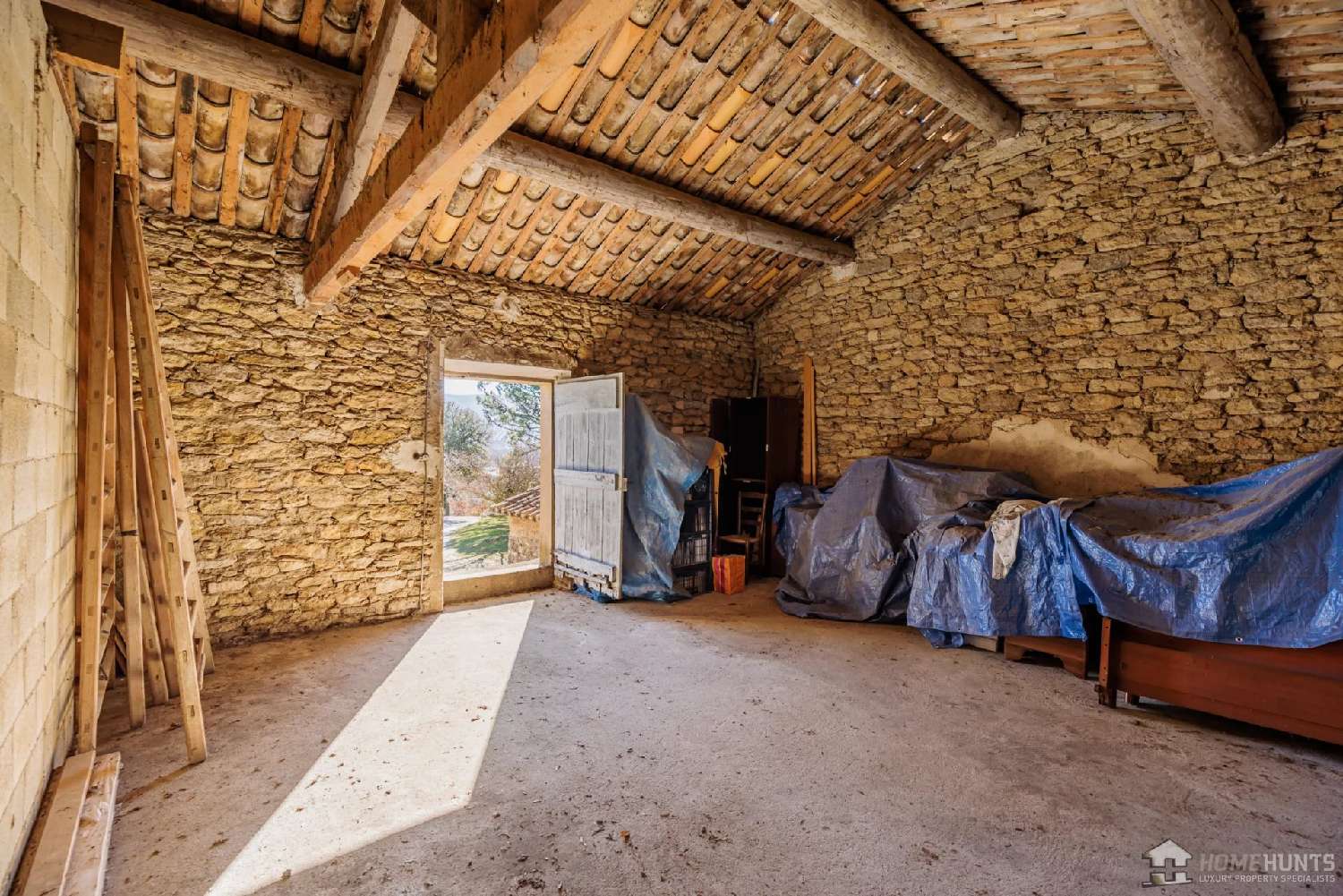  à vendre villa Gordes Vaucluse 2