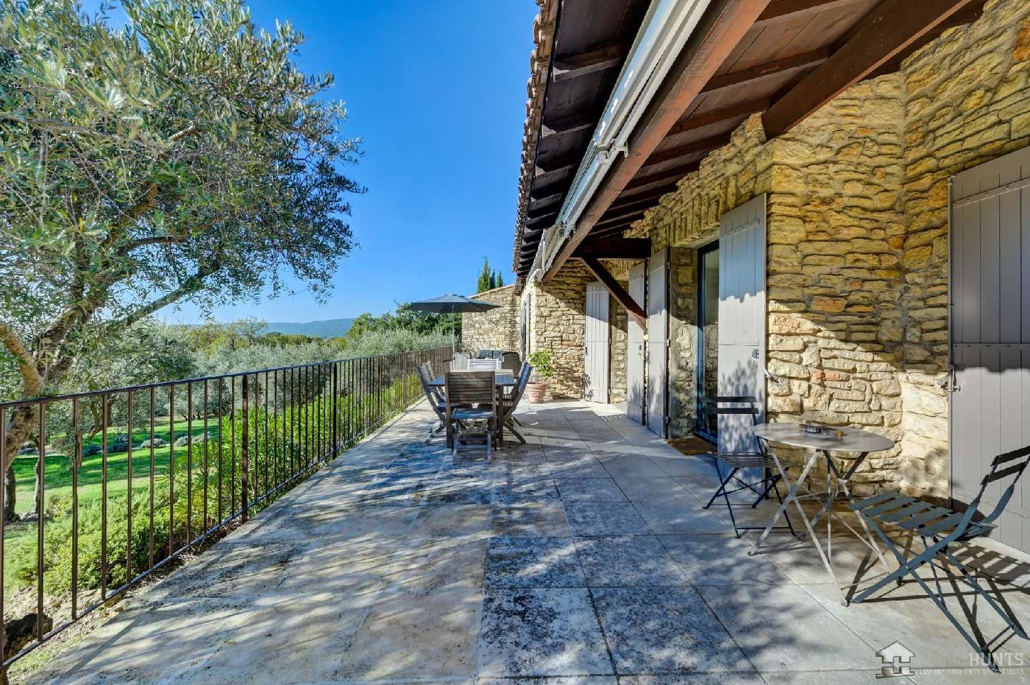  à vendre villa Gordes Vaucluse 2