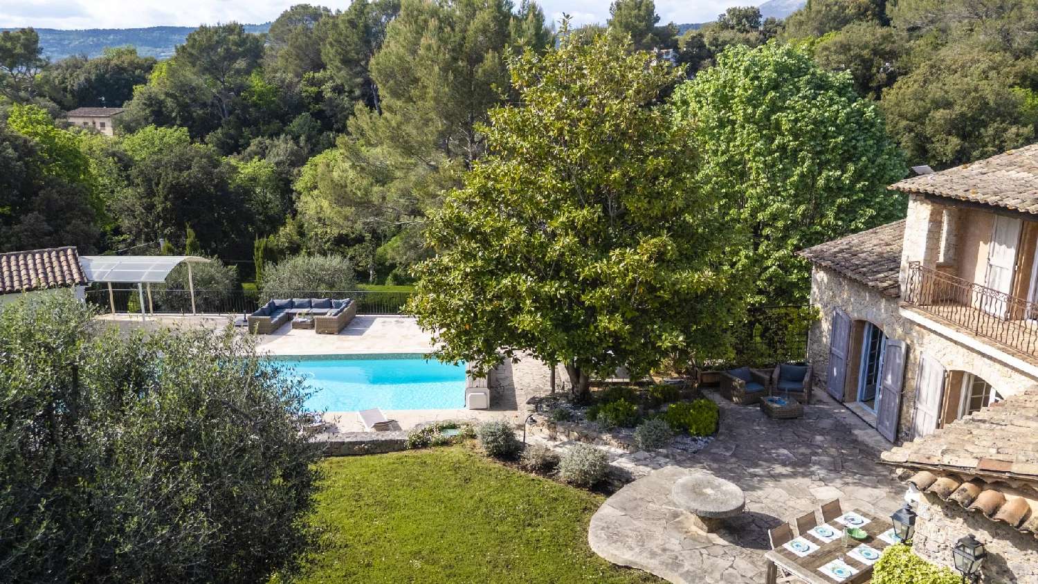 à vendre villa Grasse Alpes-Maritimes 3