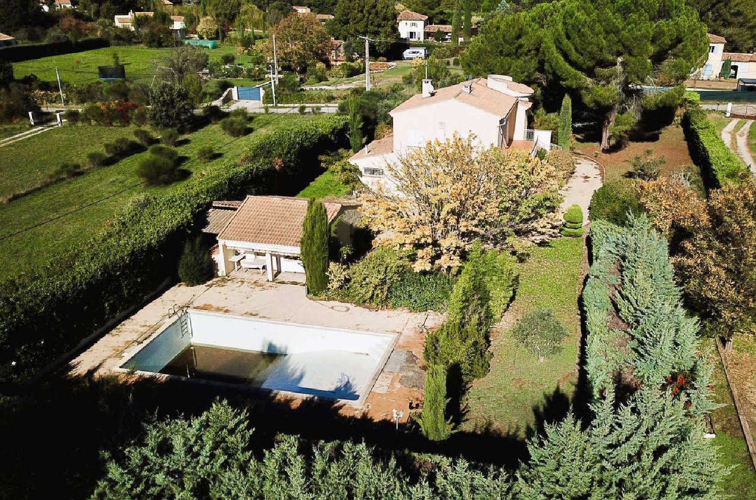  à vendre villa Jouques Bouches-du-Rhône 2