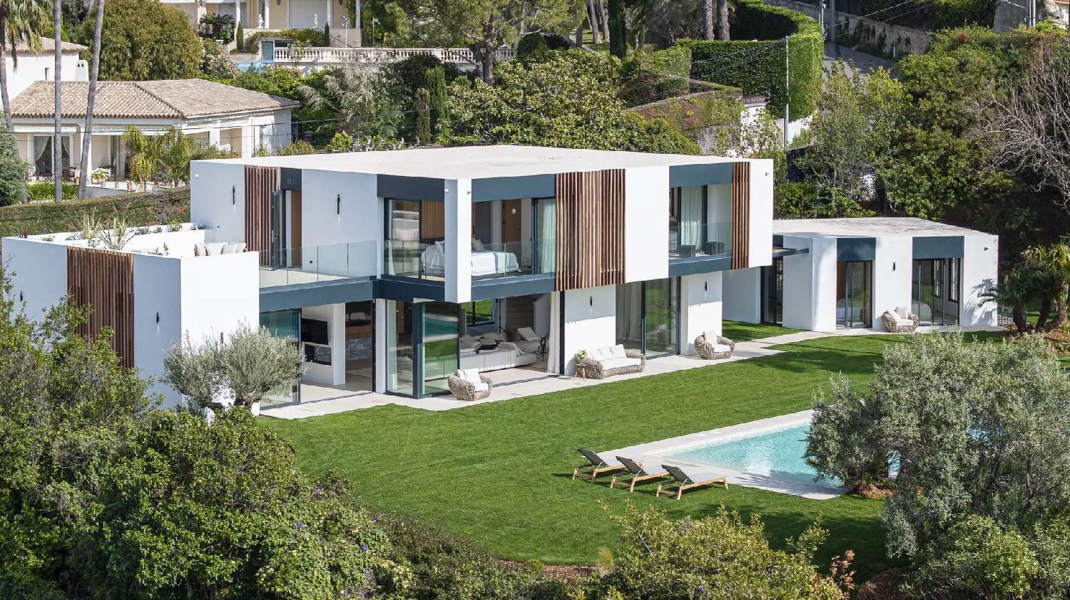  for sale villa Juan-les-Pins Alpes-Maritimes 1